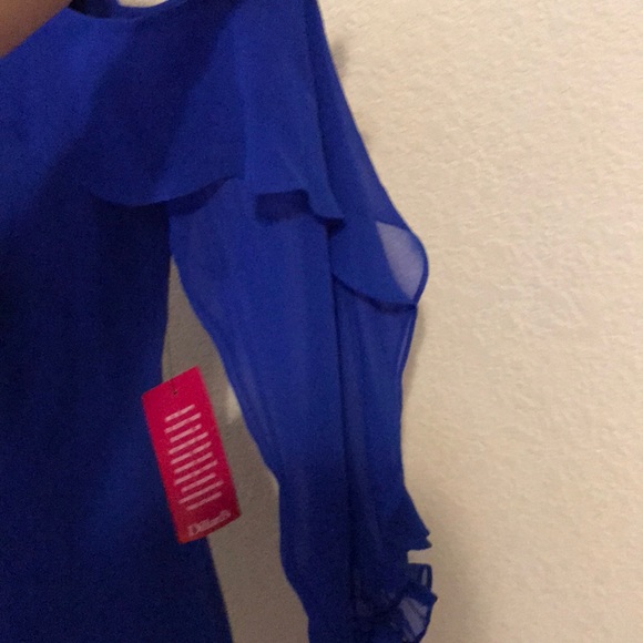 Dress - Picture 3 of 5